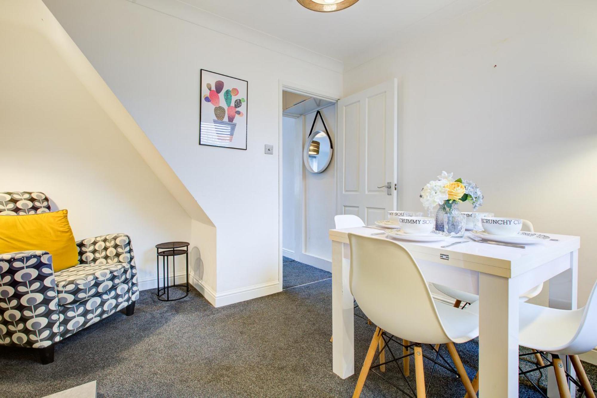 'Number 11' Central Colchester - Super Convenient 2 X Double Bed 1 X Single Bed Cottage Plus Office & Garden, 8 Min Walk Nth Station & Town Ctr, 2 Min Walk Local Shops & Restaurants Exterior foto